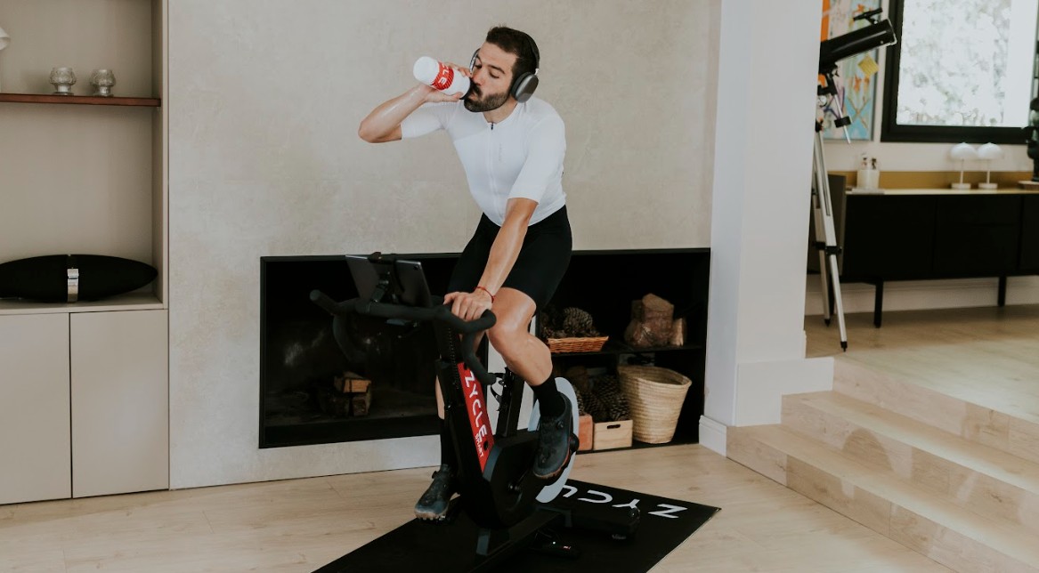 Beneficios saludables de practicar ciclismo indoor regularmente
